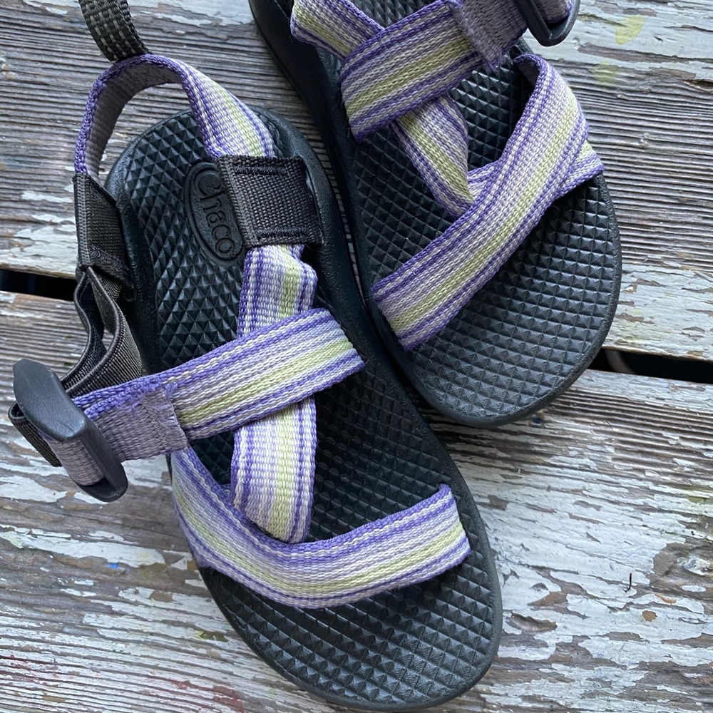Chaco z1 toddler girl size 10 EUC